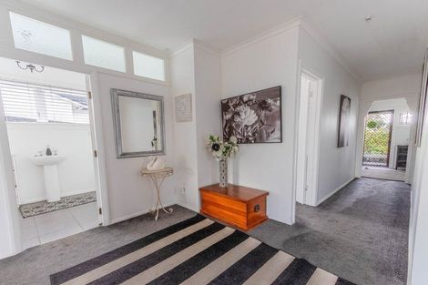 Photo of property in 18 Godwin Crescent, College Estate, Whanganui, 4500