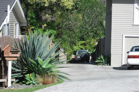 Photo of property in 2/6b Channel View Road, Campbells Bay, Auckland, 0630