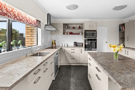 Photo of property in 44c Avondale Road, Taradale, Napier, 4112