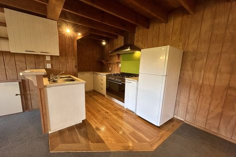 Photo of property in 30a Mackinnon Terrace, Sunshine Bay, Queenstown, 9300