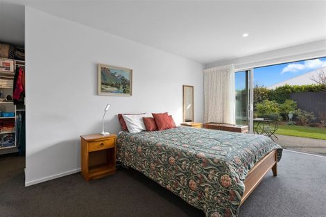 Photo of property in 33 Hamill Road, Halswell, Christchurch, 8025