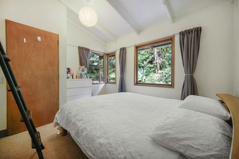 Photo of property in 1/22 Rangatira Road, Birkenhead, Auckland, 0626