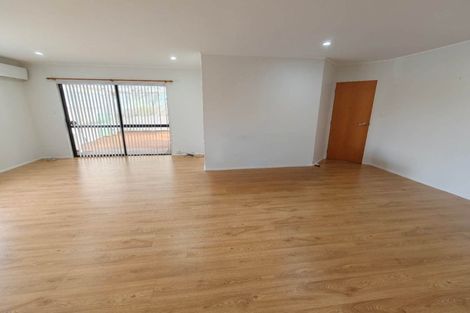 Photo of property in 74 Caribbean Drive, Unsworth Heights, Auckland, 0632