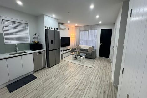 Photo of property in 19c Farwood Drive, Henderson, Auckland, 0612