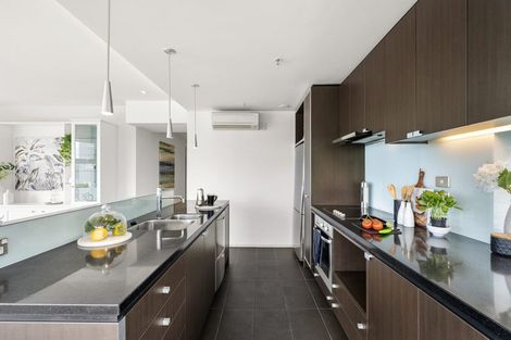 Photo of property in Summit Apartments, 24/184 Molesworth Street, Thorndon, Wellington, 6011