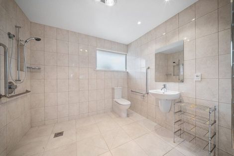 Photo of property in 10 Alf Walker Place, Papakura, 2110