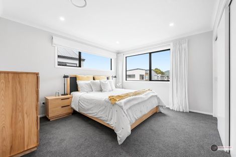 Photo of property in 11 Desert Gold Lane, Wallaceville, Upper Hutt, 5018