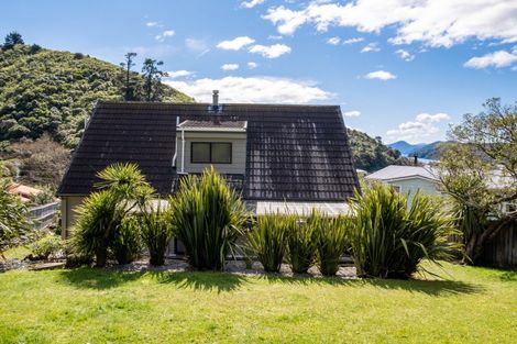 Photo of property in 74 Scotland Street, Picton, 7220