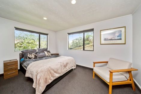 Photo of property in 97 Heta Road, Highlands Park, New Plymouth, 4312