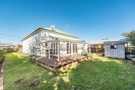 Photo of property in 6 Liverpool Street, Whanganui, 4500