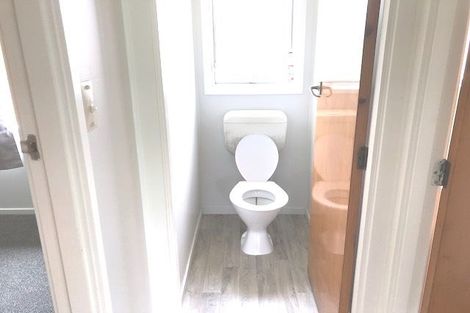 Photo of property in 10/79 Glendale Road, Glen Eden, Auckland, 0602