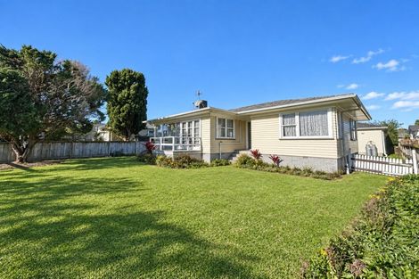 Photo of property in 12 Ruth Street, Manurewa, Auckland, 2102