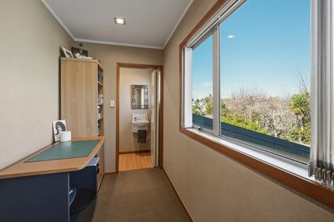 Photo of property in 115 Taupo View Road, Taupo, 3330