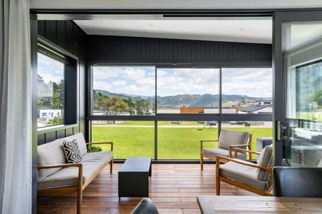 Photo of property in 18 Pinnacles Lane, Pauanui, 3579