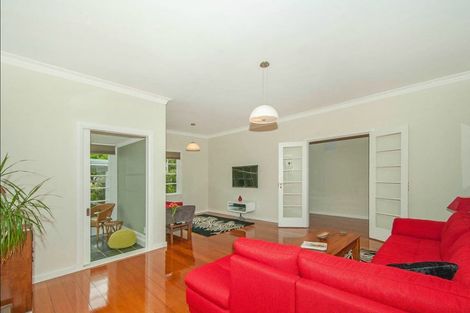 Photo of property in 2 Sherwood Street, Woburn, Lower Hutt, 5010