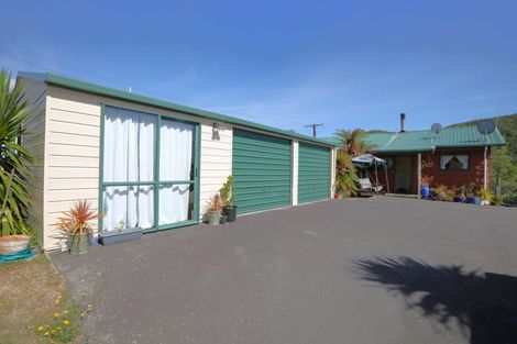Photo of property in 246 Waikawa Road, Waikawa, Picton, 7220