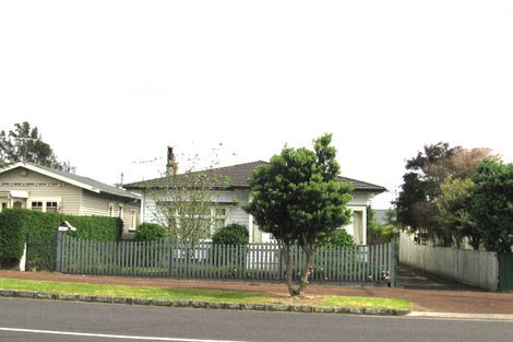 Photo of property in 26 Tui Street, Point Chevalier, Auckland, 1022