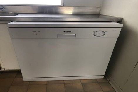 Photo of property in 4/31 Mana Avenue, Titahi Bay, Porirua, 5022