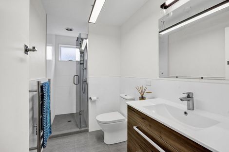 Photo of property in 42 Brooklands Road, Brooklands, New Plymouth, 4310