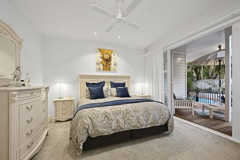 Photo of property in 27 Almond Grove, Greenhithe, Auckland, 0632