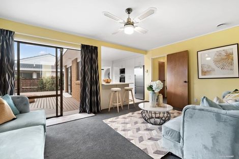 Photo of property in 151 Prince Regent Drive, Farm Cove, Auckland, 2012