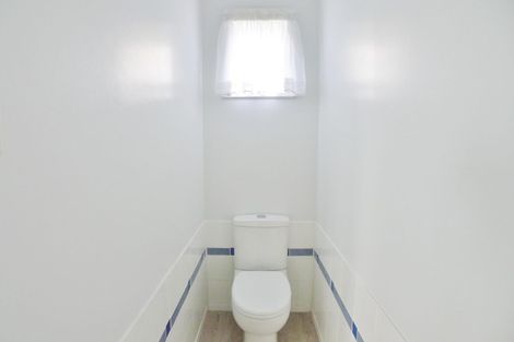 Photo of property in 63 Rehia Road, Massey, Auckland, 0614