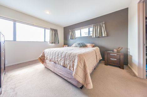 Photo of property in 8 Staten Place, Mangere, Auckland, 2022