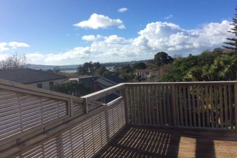 Photo of property in 99c Bassett Road, Remuera, Auckland, 1050