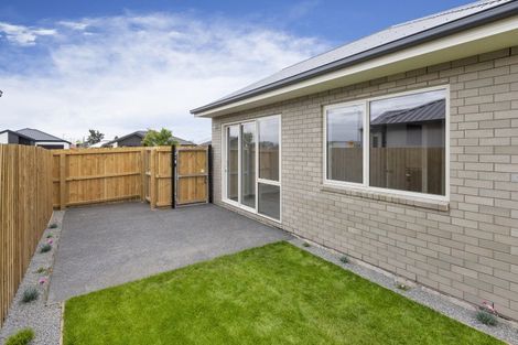 Photo of property in 4 Bill Hammond Drive, Belfast, 8051
