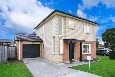 Photo of property in 9 Brashier Circle, Sunnyvale, Auckland, 0612