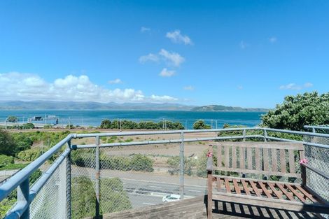 Photo of property in 24/2 Onslow Road, Khandallah, Wellington, 6035