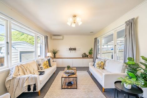 Photo of property in 10 Gillespies Road, Birchville, Upper Hutt, 5018