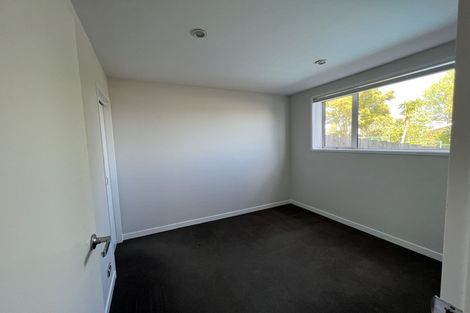 Photo of property in 9b Mackwood Place, Birkdale, Auckland, 0626