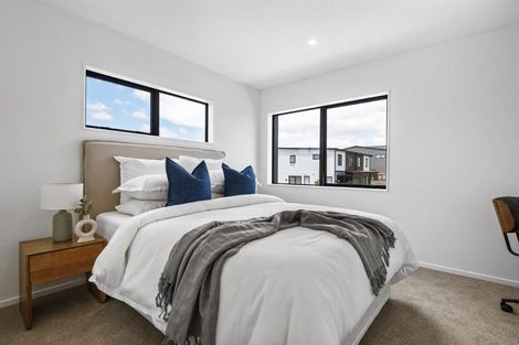 Photo of property in 3 Rautahi Street, Flat Bush, Auckland, 2019