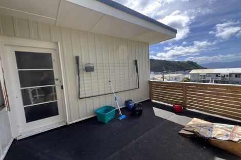 Photo of property in 2 Milne Terrace, Island Bay, Wellington, 6023