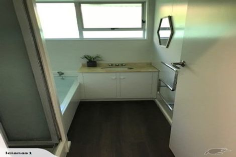 Photo of property in 118 Avonhead Road, Avonhead, Christchurch, 8042