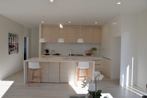 Photo of property in 98 Godfrey Drive, Orewa, 0931