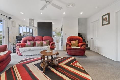 Photo of property in 151 Great South Road, Drury, 2113