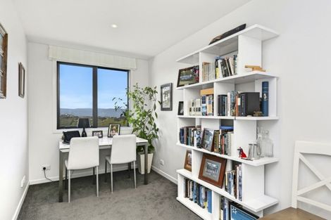 Photo of property in 346 Horokiwi Road, Horokiwi, Wellington, 5016