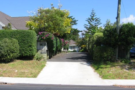 Photo of property in 1/48 County Road, Torbay, Auckland, 0630