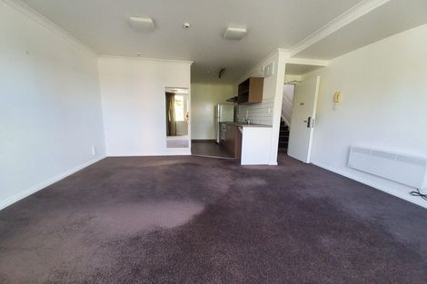Photo of property in 221a The Terrace, Wellington Central, Wellington, 6011