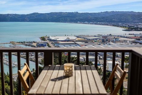 Photo of property in 35b Nikau Road, Point Howard, Lower Hutt, 5013