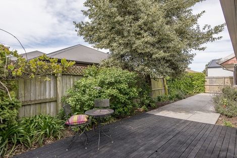 Photo of property in 1/104 Bassett Street, Burwood, Christchurch, 8083