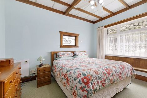 Photo of property in 5 Moana Grove, Waiwhetu, Lower Hutt, 5010