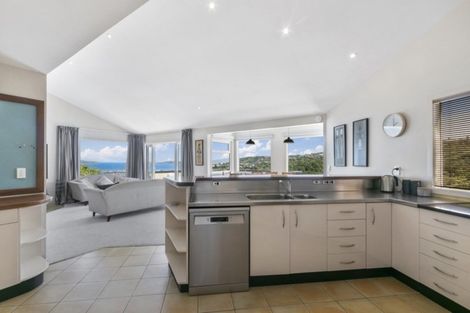 Photo of property in 93 Viewmont Drive, Harbour View, Lower Hutt, 5010