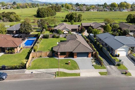 Photo of property in 26 Madison Street, Cambridge, 3434