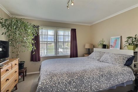 Photo of property in 21 Frickleton Street, Taradale, Napier, 4112