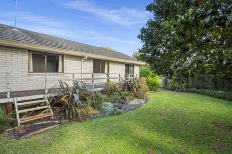 Photo of property in 5 Johnston Place, Welcome Bay, Tauranga, 3112