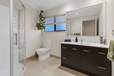 Photo of property in 84 Sovereign Drive, Papamoa Beach, Papamoa, 3118