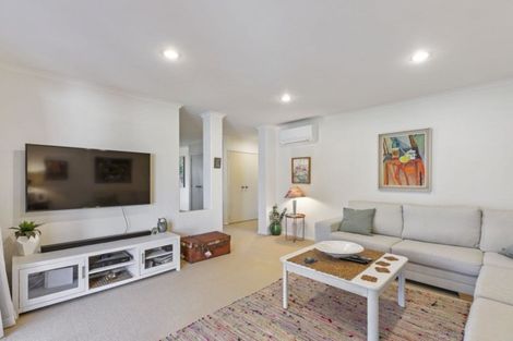 Photo of property in 9 Parkwood Place, Papamoa Beach, Papamoa, 3118